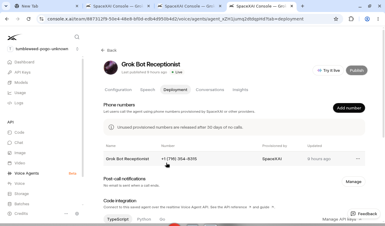 Deployment tab with a provisioned US number, Live on the agent header, and a banner that unused numbers are released after 30 days of no calls.